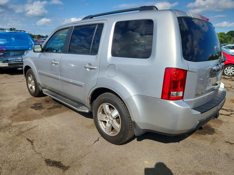 Photo 2 from auction – 2010 HONDA PILOT with VIN 5FNYF4H68AB029024