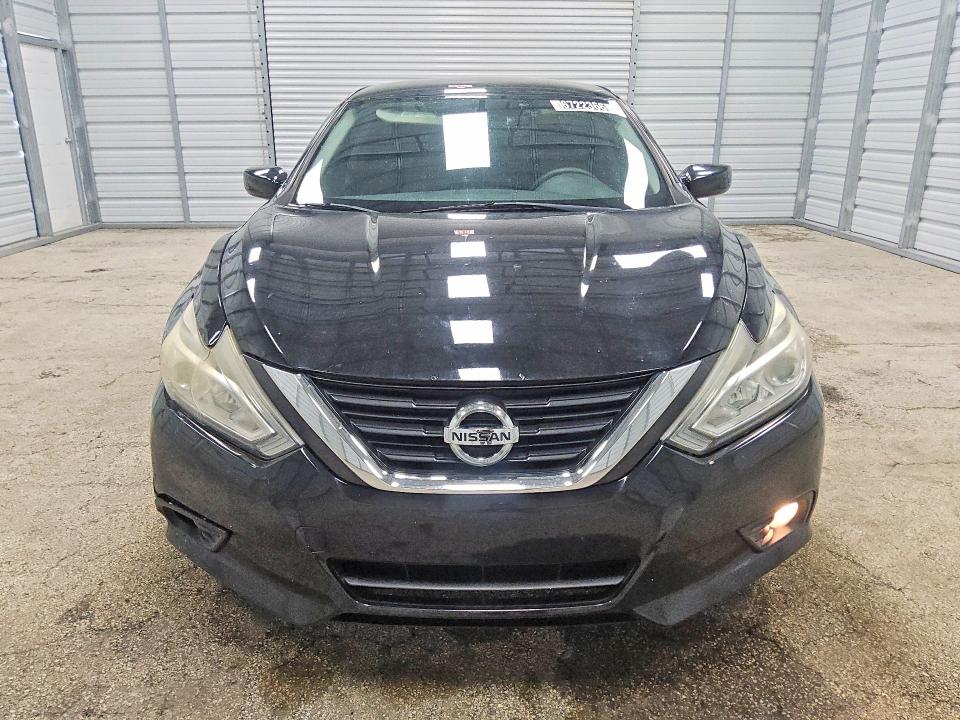 Photo 5 from auction – 2017 NISSAN ALTIMA with VIN 1N4AL3AP1HC493325