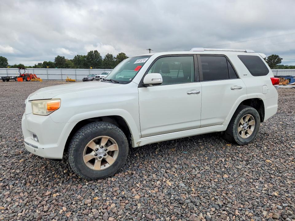 TOYOTA 4RUNNER 2011 مع رقم تعريف المركبة JTEBU5JR3B5037908 - صورة من المزاد