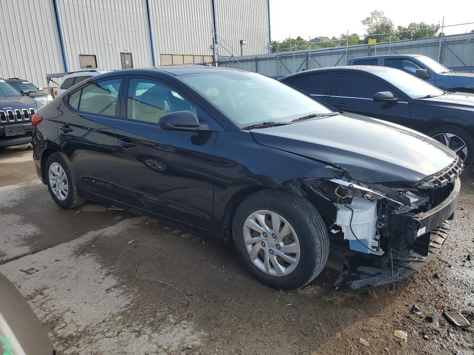 Снимка 4 от търг – 2018 HYUNDAI ELANTRA с VIN 5NPD74LF5JH280832