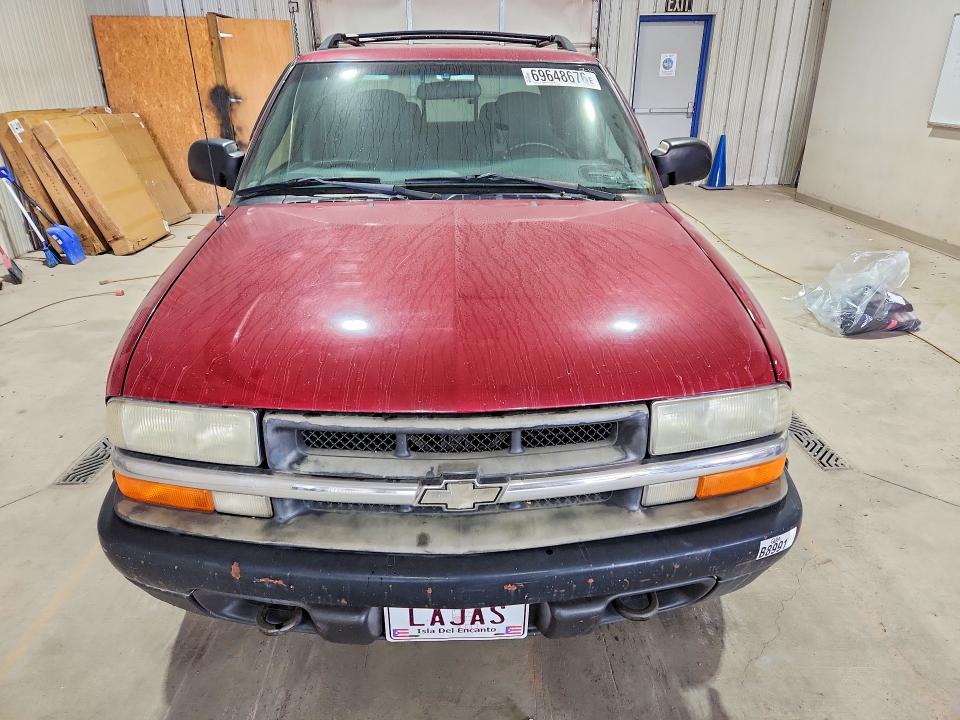 Снимка 5 от търг – 2003 CHEVROLET S TRUCK с VIN 1GCDT13X53K163906