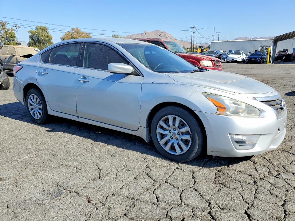 Photo 4 from auction – 2015 NISSAN ALTIMA with VIN 1N4AL3AP0FN303306