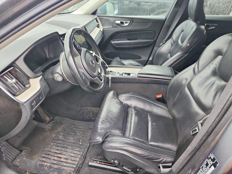 Photo 7 from auction – 2021 VOLVO XC60 with VIN YV4102RL1M1696541