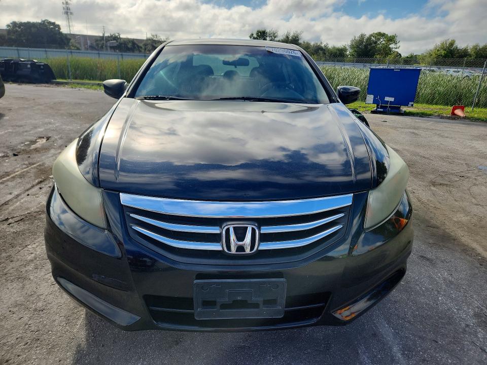 Снимка 5 от търг – 2011 HONDA ACCORD с VIN 1HGCP2F75BA082329