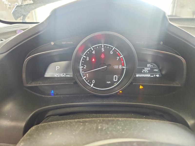 Photo 9 from auction – 2018 MAZDA 3 with VIN 3MZBN1M35JM165123