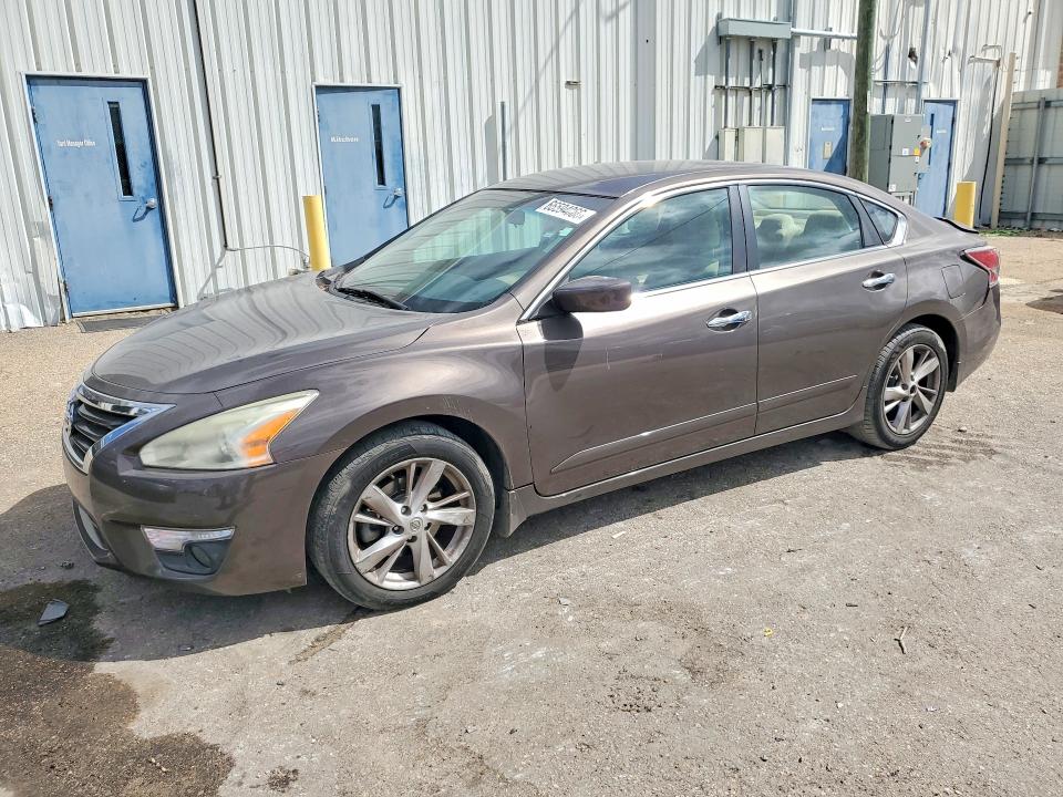 NISSAN ALTIMA 2015 with VIN 1N4AL3AP6FC474797 - Photo from auction