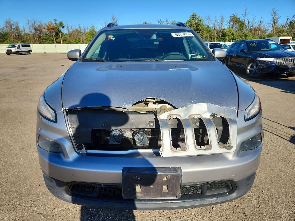 Photo 5 from auction – 2014 JEEP CHEROKEE with VIN 1C4PJMCS5EW285895