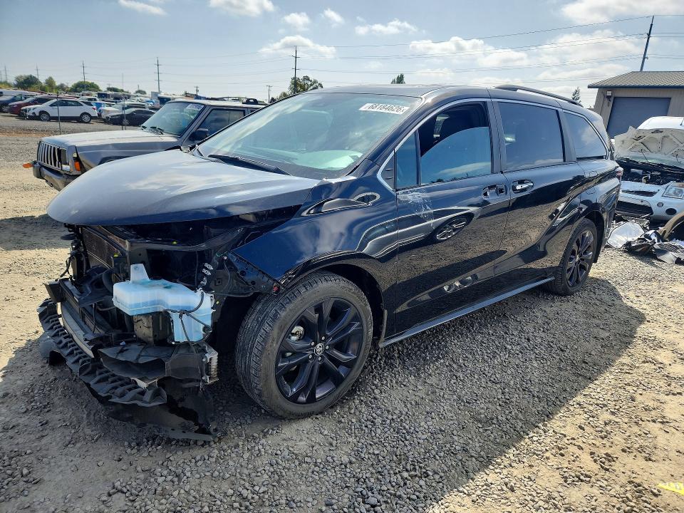Photo 1 from auction – 2023 TOYOTA SIENNA with VIN 5TDDRKEC7PS160826