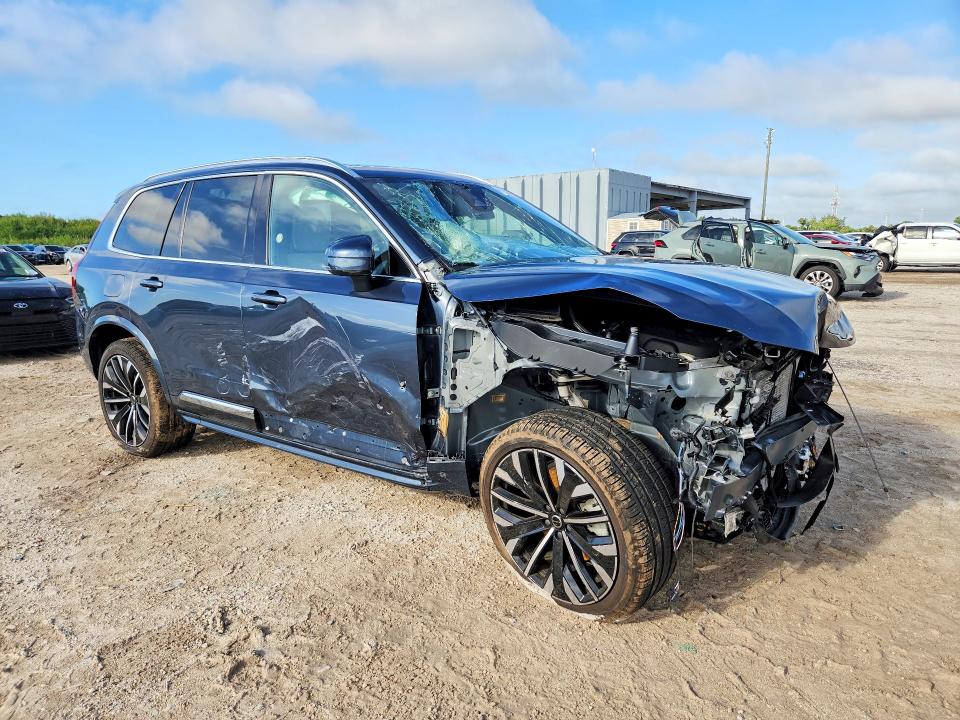 Photo 4 from auction – 2026 VOLVO XC90 with VIN YV4062PE7T1484109