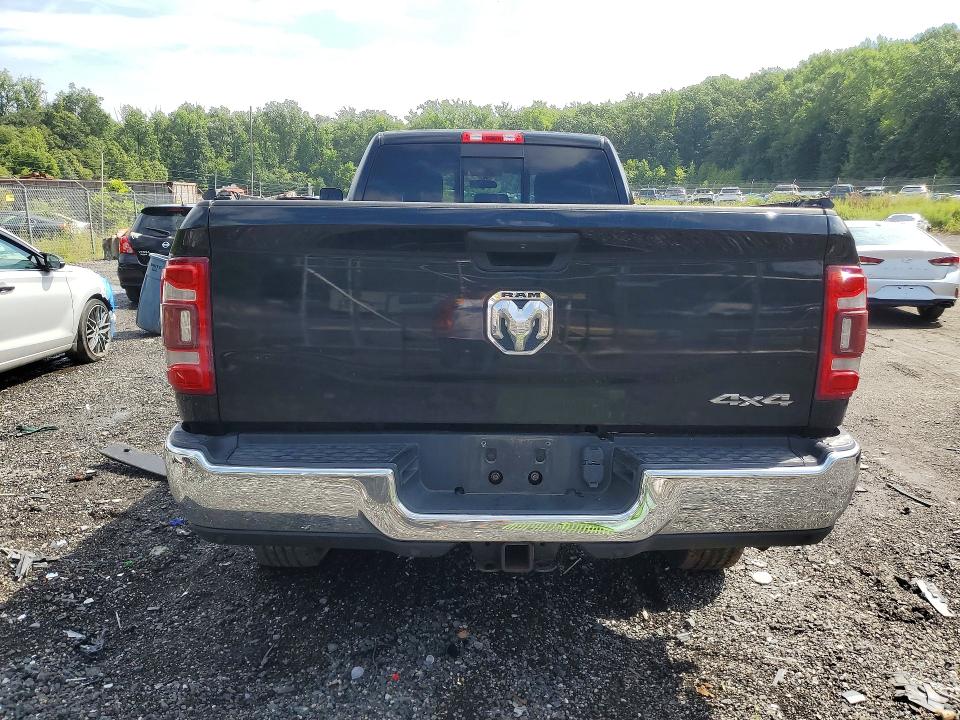 Фото 6 с аукциона – 2020 RAM 2500 с VIN 3C6UR5HJ1LG173602