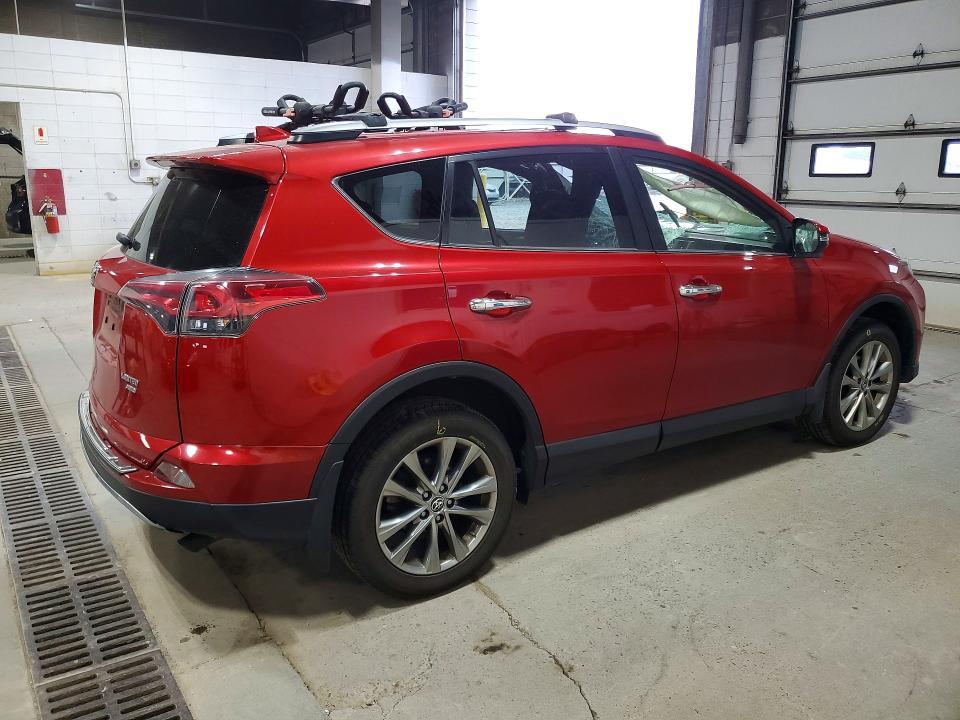 Photo 3 from auction – 2017 TOYOTA RAV4 with VIN JTMDFREV5HJ168845