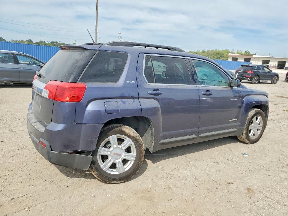 Photo 3 from auction – 2014 GMC TERRAIN with VIN 2GKALREK8E6133795
