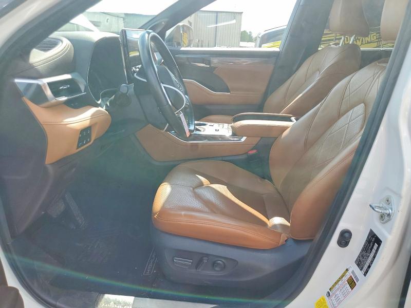 Zdjęcie 7 z aukcji – 2021 TOYOTA HIGHLANDER z VIN 5TDFARAH8MS008754