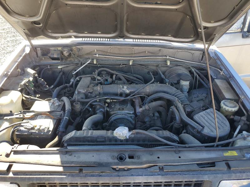 Photo 12 from auction – 1991 ISUZU TROOPER with VIN JACCH58E1M8917067