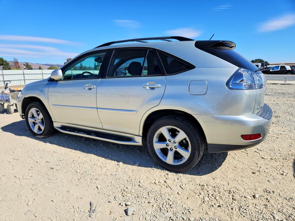 Photo 2 from auction – 2007 LEXUS RX with VIN 2T2HK31U37C002093