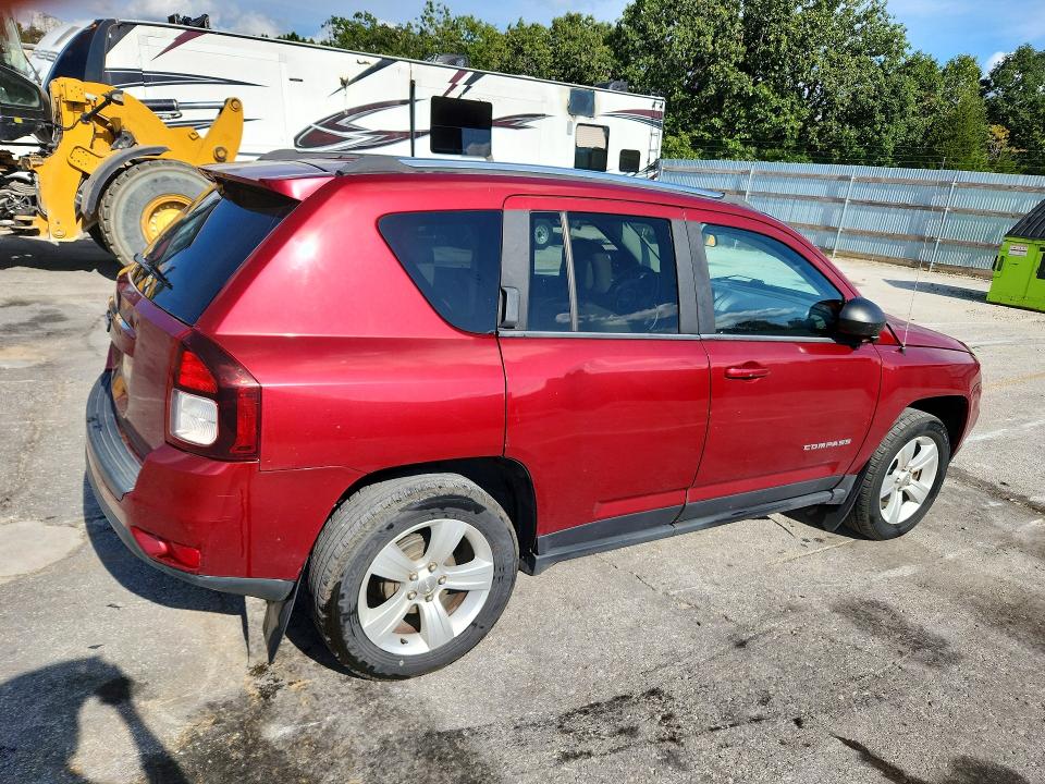 Снимка 3 от търг – 2014 JEEP COMPASS с VIN 1C4NJCBBXED744952