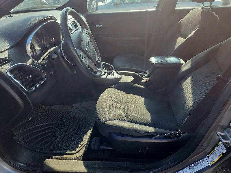 Photo 7 from auction – 2013 CHRYSLER 200 with VIN 1C3CCBBB7DN570976