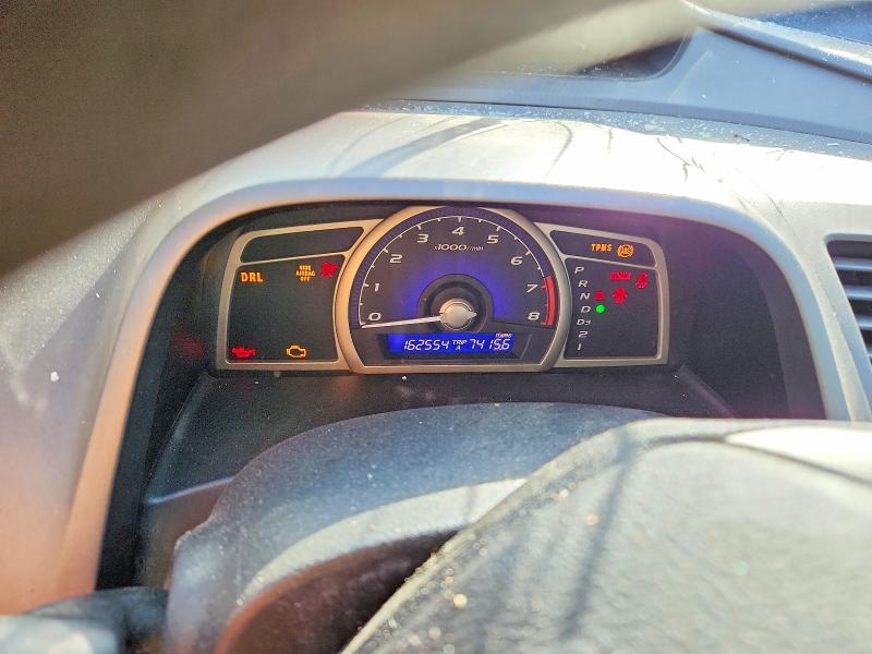 Снимка 9 от търг – 2010 HONDA CIVIC с VIN 2HGFA1F50AH577058