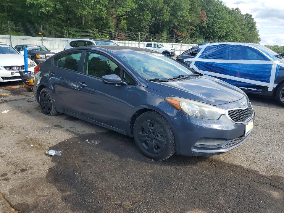 Photo 4 from auction – 2016 KIA FORTE with VIN KNAFK4A60G5540215