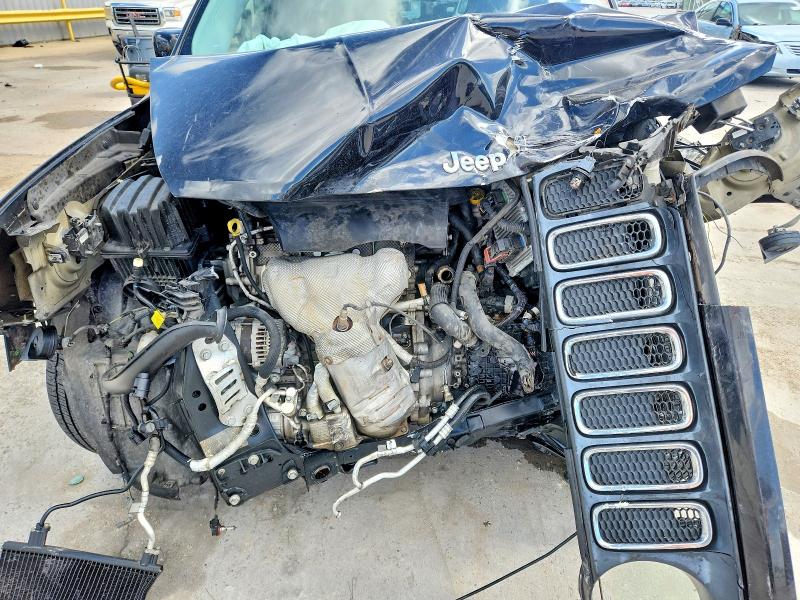 Photo 12 from auction – 2015 JEEP RENEGADE with VIN ZACCJABT2FPB18948