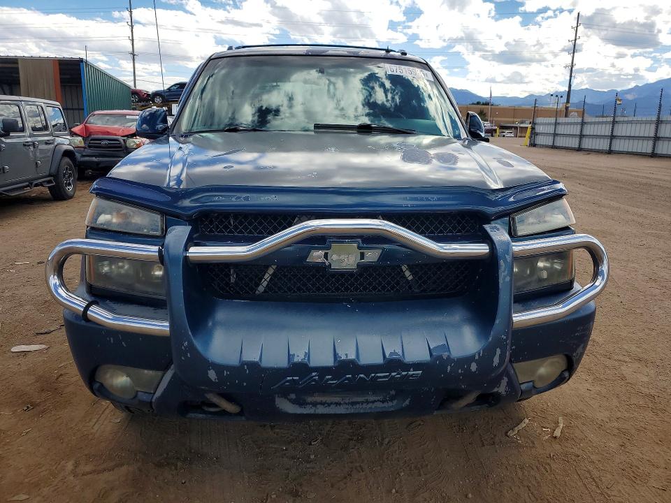 Photo 5 from auction – 2002 CHEVROLET AVALANCHE with VIN 3GNEK13T92G137293