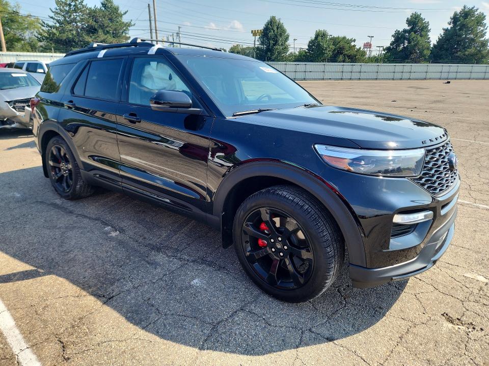 Photo 4 from auction – 2023 FORD EXPLORER with VIN 1FM5K8GC2PGB85499