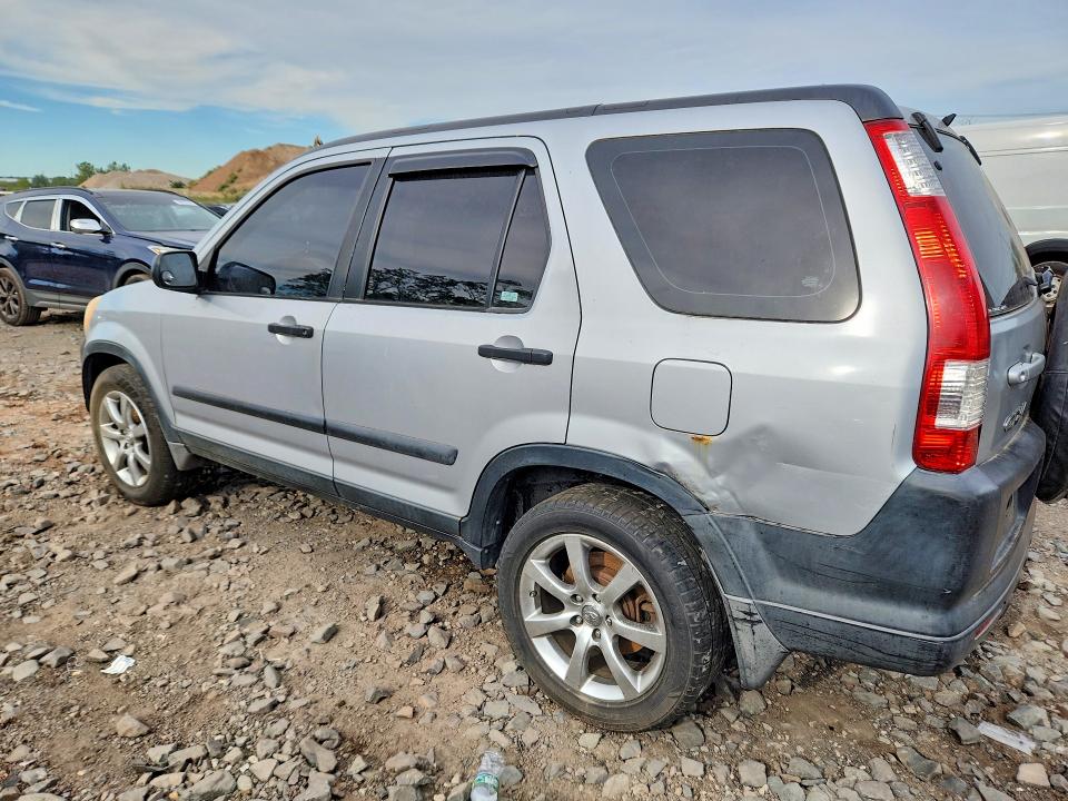 Photo 2 from auction – 2005 HONDA CR-V with VIN SHSRD78525U318160