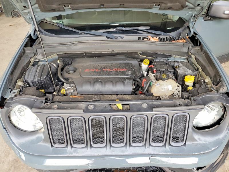 Photo 12 from auction – 2016 JEEP RENEGADE with VIN ZACCJBCT2GPD73184