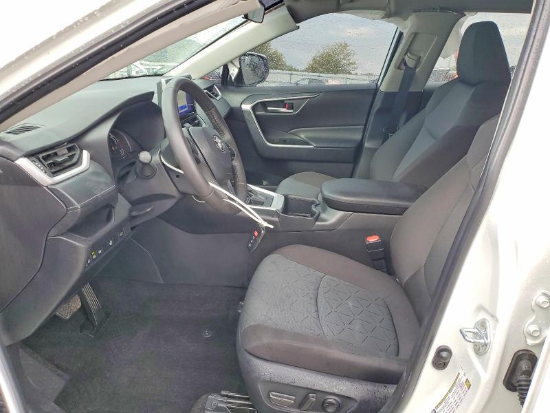 Photo 7 from auction – 2025 TOYOTA RAV4 with VIN 2T3P1RFV1SC527306