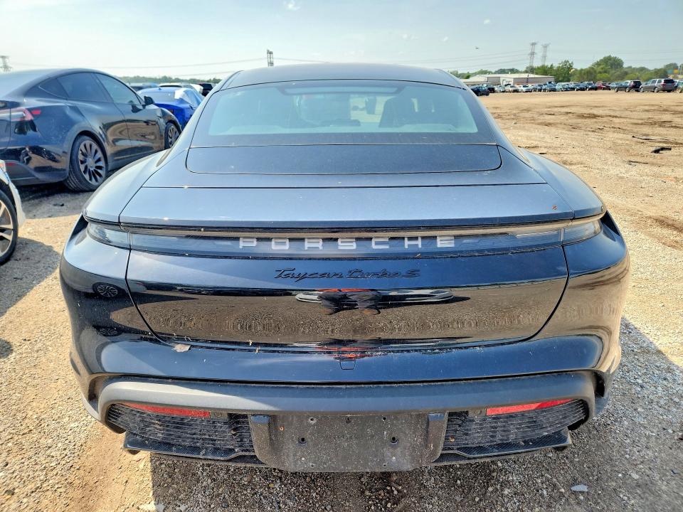 Photo 6 from auction – 2021 PORSCHE TAYCAN with VIN WP0AC2Y17MSA63050