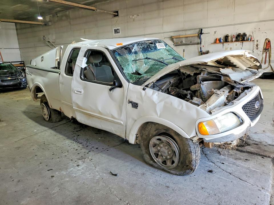 Zdjęcie 4 z aukcji – 2002 FORD F150 z VIN 2FTPX18LX2CA45974