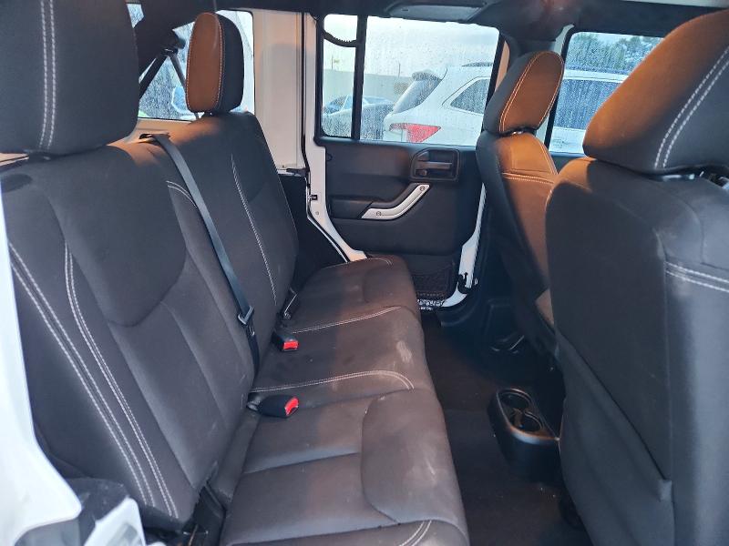 Снимка 11 от търг – 2015 JEEP WRANGLER UNLIMITED с VIN 1C4BJWEGXFL672878