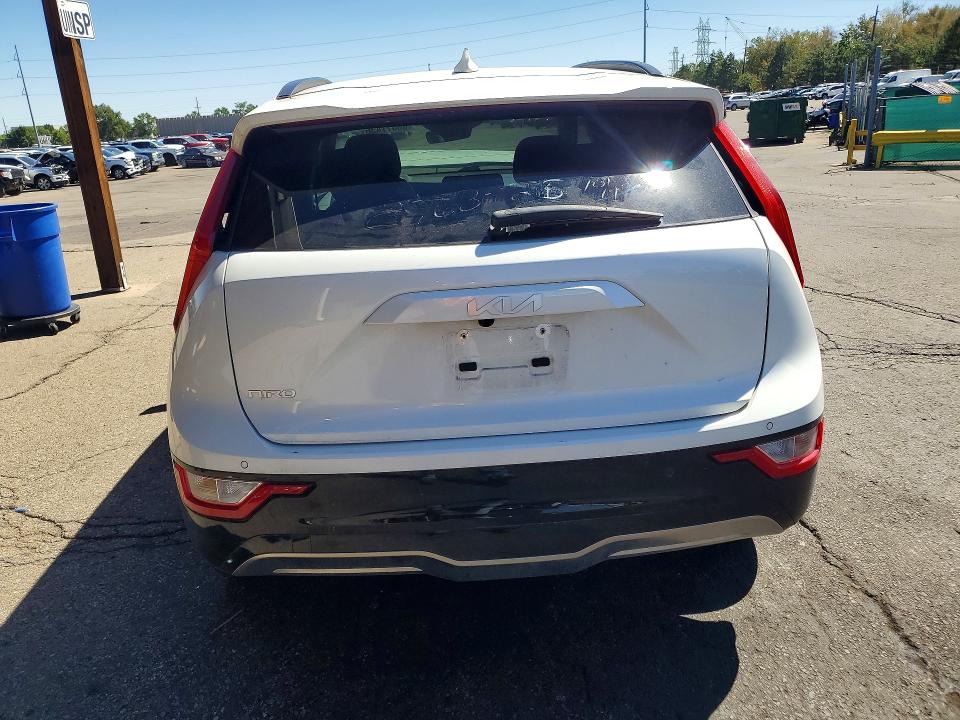 Photo 6 from auction – 2024 KIA NIRO with VIN KNDCR3L13R5117869