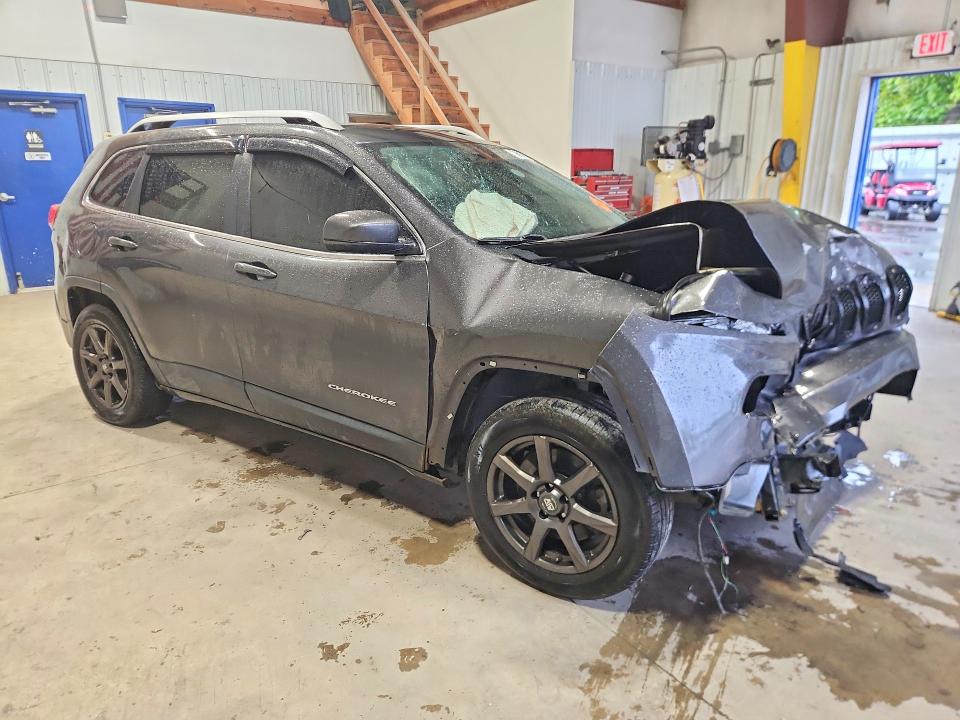 صورة رقم 4 من المزاد - 2015 JEEP CHEROKEE مع VIN 1C4PJLCB4FW760268