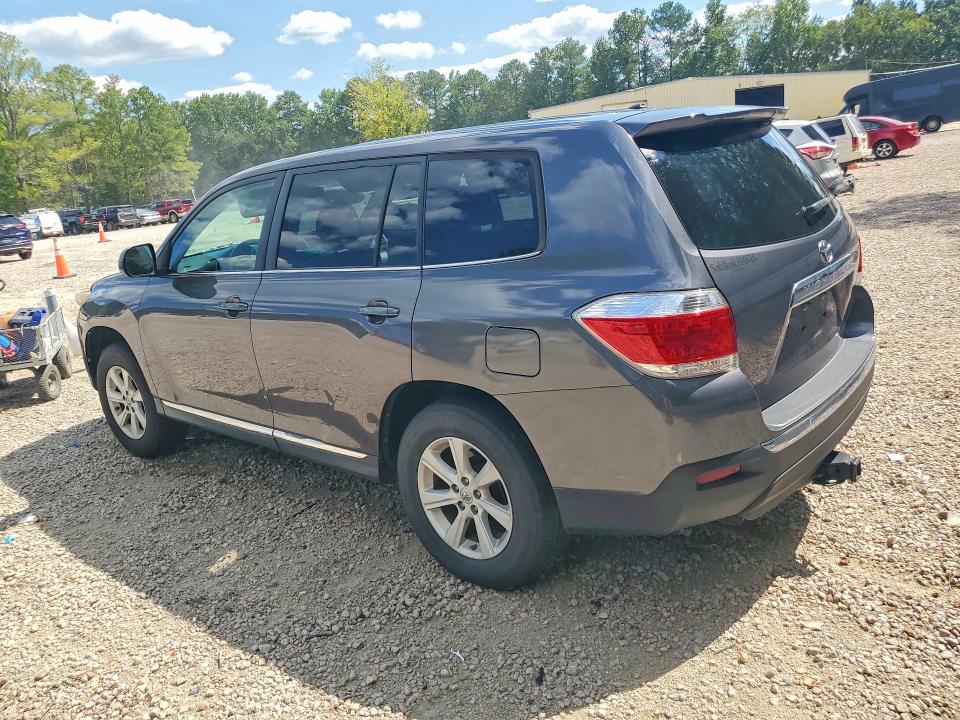Photo 2 from auction – 2012 TOYOTA HIGHLANDER with VIN 5TDZA3EH1CS029738