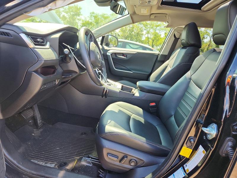 Photo 7 from auction – 2020 TOYOTA RAV4 with VIN JTMDWRFV9LD058144
