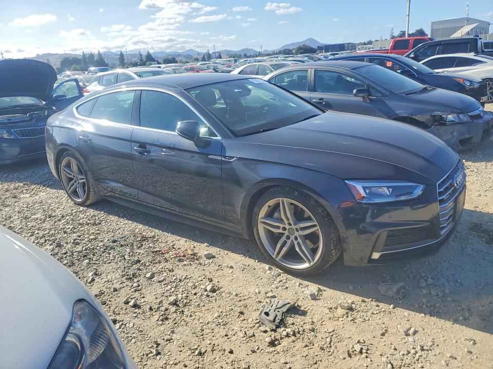 Photo 4 from auction – 2018 AUDI A5 with VIN WAUENCF50JA128033