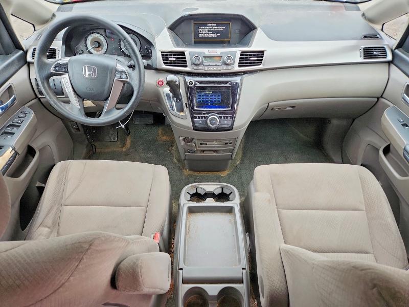 Photo 8 from auction – 2016 HONDA ODYSSEY with VIN 5FNRL5H31GB150849