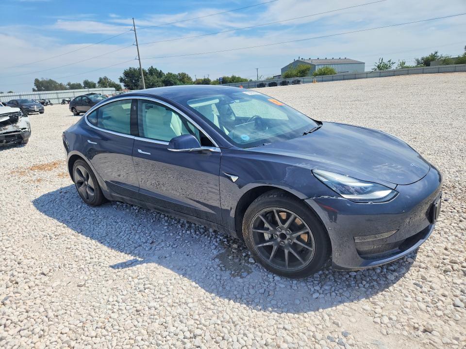 Photo 4 from auction – 2019 TESLA MODEL 3 with VIN 5YJ3E1EA0KF486092