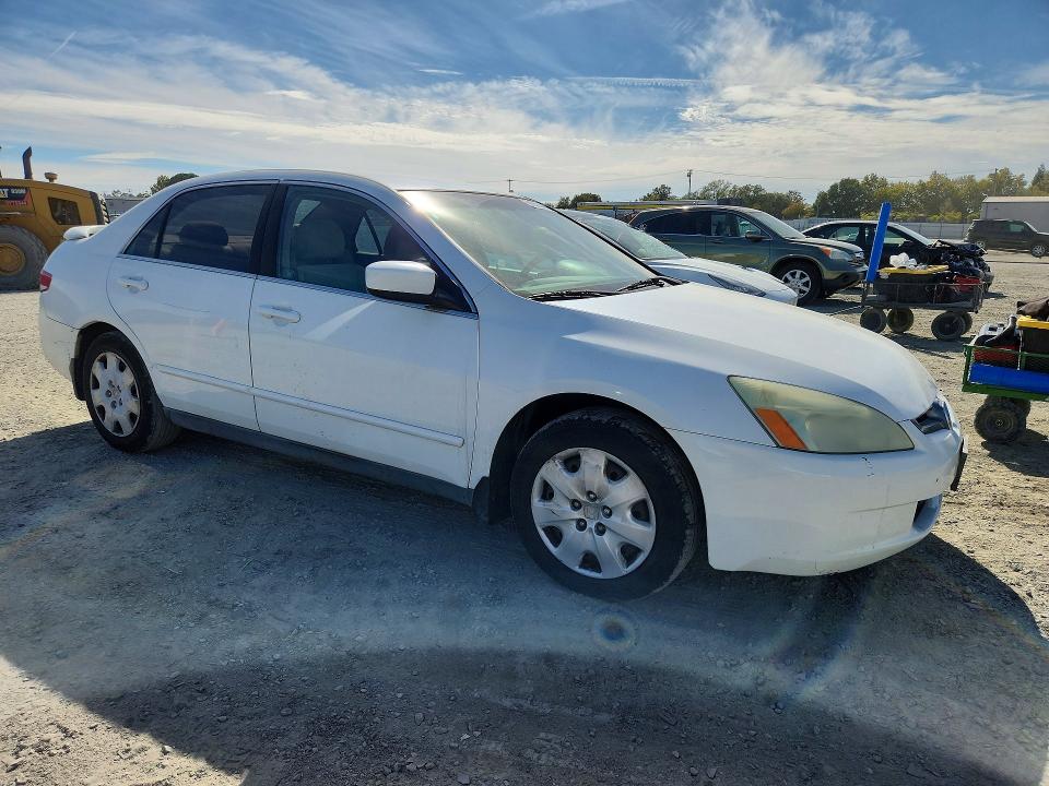 Photo 4 from auction – 2004 HONDA ACCORD with VIN 1HGCM66394A032498