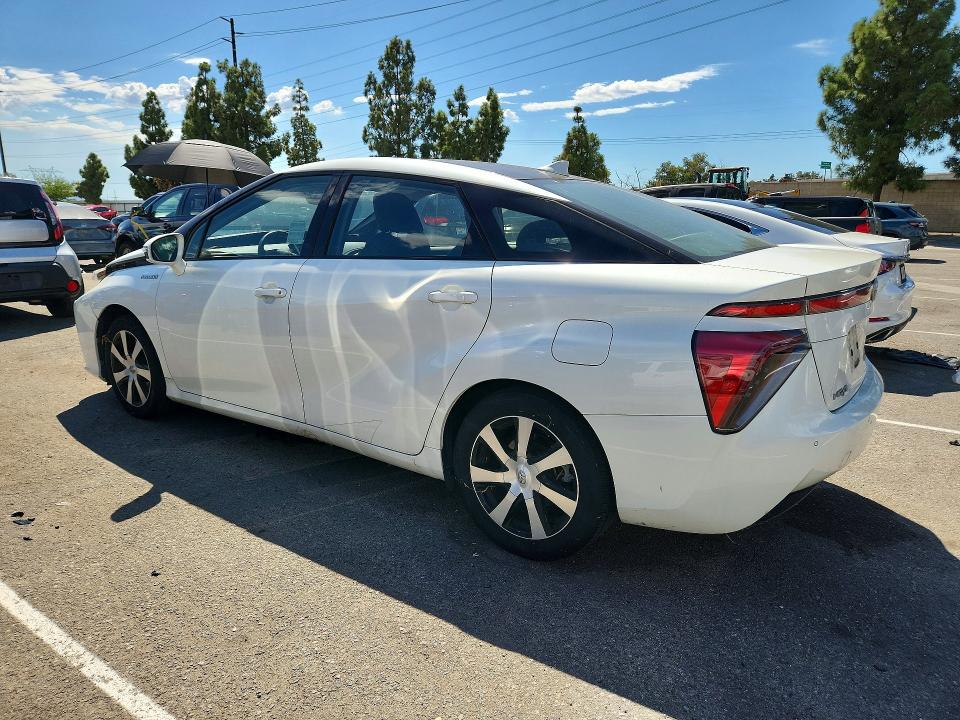 Photo 2 from auction – 2018 TOYOTA MIRAI with VIN JTDBVRBD6JA004614