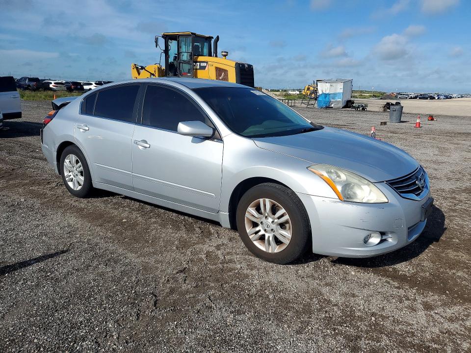 Photo 4 from auction – 2010 NISSAN ALTIMA with VIN 1N4AL2AP0AC180976