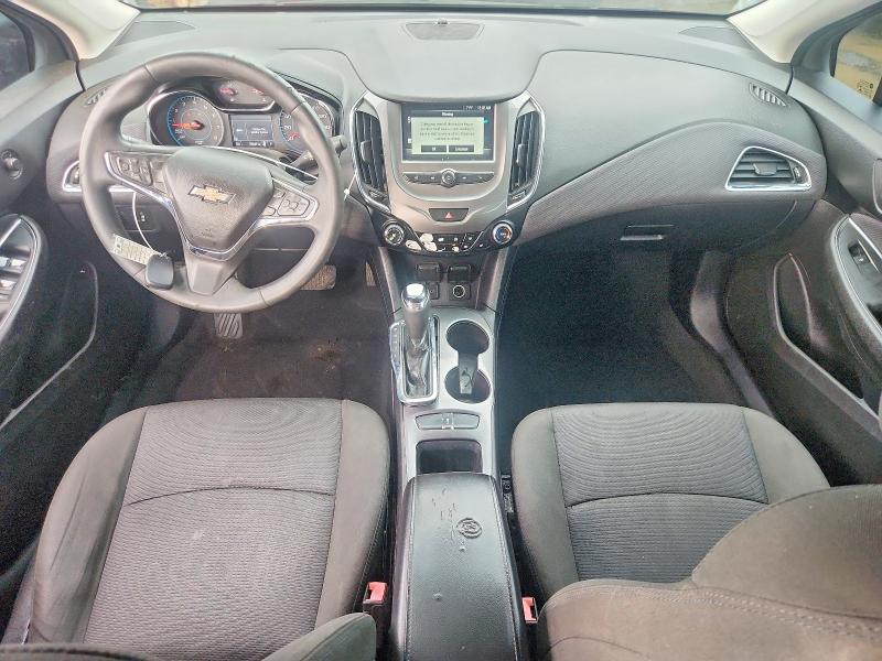 Photo 8 from auction – 2018 CHEVROLET CRUZE with VIN 1G1BE5SM1J7128370