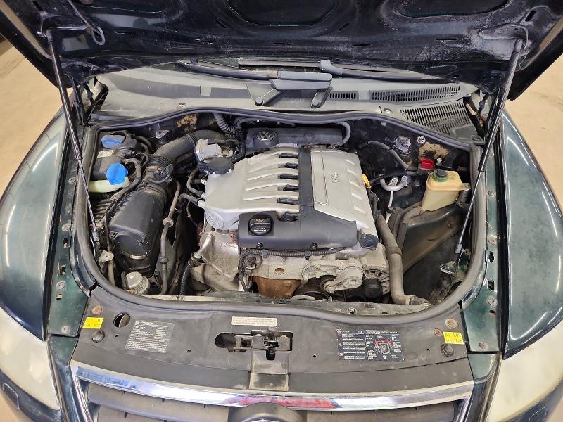 Photo 12 from auction – 2005 VOLKSWAGEN TOUAREG with VIN WVGZG77LX5D031330