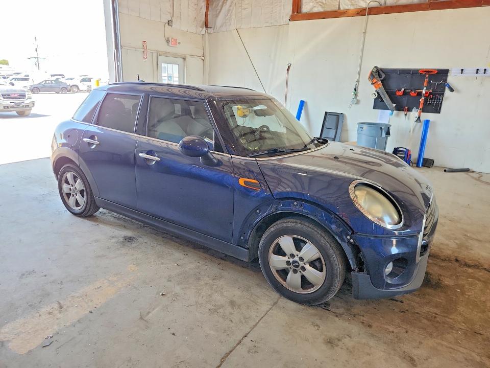Photo 4 from auction – 2017 MINI COOPER with VIN WMWXU1C52H2D58040