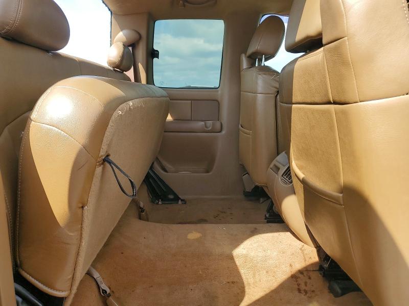 Photo 10 from auction – 2000 CHEVROLET SILVERADO with VIN 1GCEK19T1YE150989