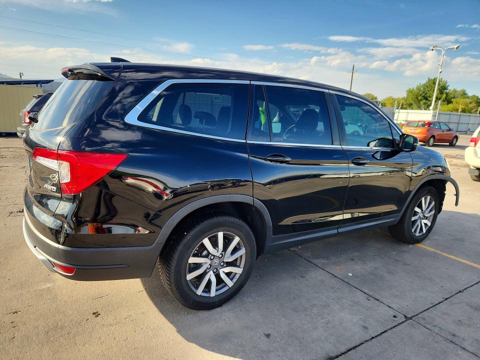 Photo 3 from auction – 2019 HONDA PILOT with VIN 5FNYF6H55KB014128