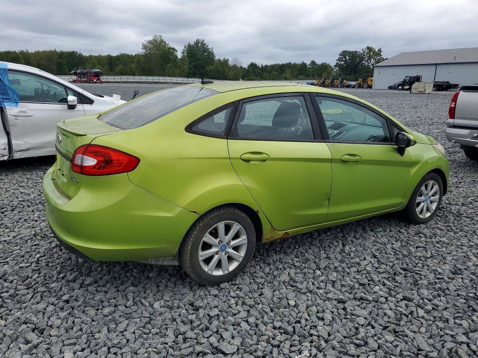 Photo 3 from auction – 2011 FORD FIESTA with VIN 3FADP4BJ1BM228041