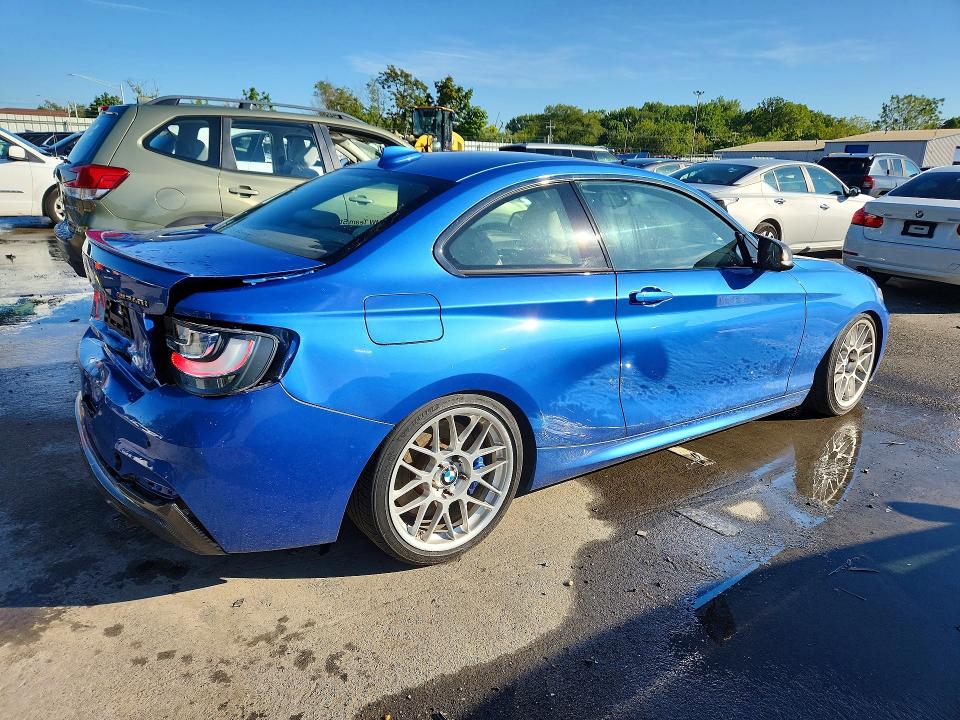 Photo 3 from auction – 2017 BMW M240I with VIN WBA2G1C38HV665479