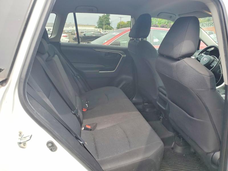 Photo 11 from auction – 2019 TOYOTA RAV4 with VIN 2T3F1RFVXKC053710